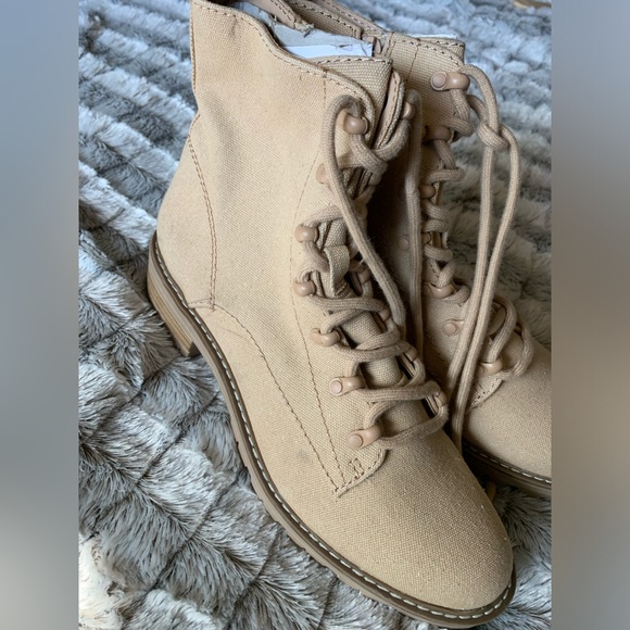 Ankle boots! - Picture 3 of 3